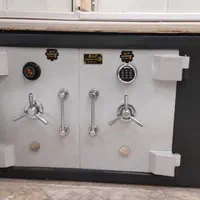 گاوصندوق اثرانگشتی ومکانیکی