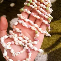 دستبند صدفی مهره دار بسیار زیبا