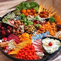 فینگرفود،سینی مزه و نان پنیر عقد|خدمات پذیرایی، مراسم|شیراز, قصرالدشت|دیوار