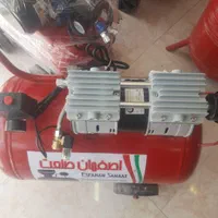 پمپ باد کمپرسور ۹۰ لیتری سایلنت دو سیلندر فشار قوی|ماشین‌آلات صنعتی|اصفهان, شهرک میلاد|دیوار