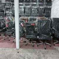 (صندلی مدیریت یا اداری)|صندلی و نیمکت|مشهد, طلاب|دیوار