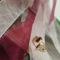 بدلیجات|بدلیجات|اصفهان, برازنده|دیوار