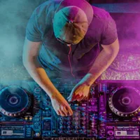 Dj اجرای دیجی مراسم تولد دورهمی آموزش دی جی