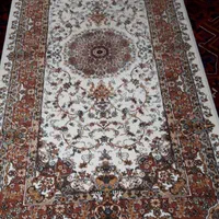 فرش ماشینی کاملا نو ۱در ۲ متر