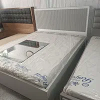 تخت شرکتی تشک رویال