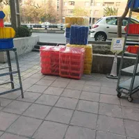 مجموعه از پ ا ل ت پلاستیکی و قفسه تولیدی pallet|عمده‌فروشی|تهران, خرمشهر|دیوار