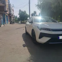 کی‌ام‌سی J7، مدل ۱۴۰۲