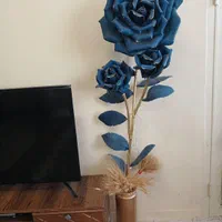 آباژور وگل کنار سالنی