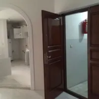 اپارتمان ۹۱ متری 2خواب تمیز