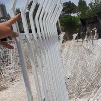 نرده و حفاظ نیزه ای، شاخگوزنی خانه باغ|مصالح و تجهیزات ساختمان|شیراز, شهرک گلدشت حافظ‎|دیوار