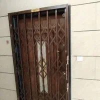 ساخت و نصب انواع درب اکاردیونی و حفاظ نرده واهنگری|مصالح و تجهیزات ساختمان|کرج, شاهین‌ویلا|دیوار
