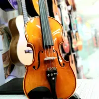 ویولن نو ، کارکرد سالم ( گالری موسیقی مسعود)|ویولن|اردبیل, |دیوار