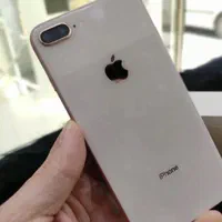 ایفون ۸ پلاس تمیز