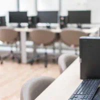 آموزش کاربر فتوشاپ افترافکت ایلاستریتور در استخدام|استخدام رایانه و فناوری اطلاعات|اصفهان, بهار آزادی|دیوار