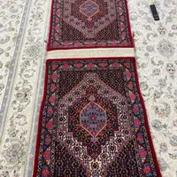 پشتی دست بافت تازه بافته شده