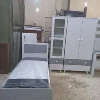 تخت تک نفره و سرویس طرح باراد