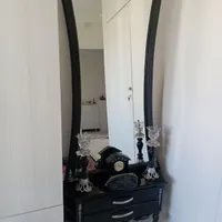 میز تحریر ۱۰۰۰۰۰۰اینه وشمعدان۱۵۰۰۰۰۰