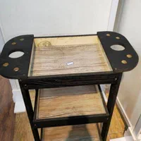 ترولی ارایشگاه|آرایشگاه و سالن‌های زیبایی|مشهد, هنرور|دیوار