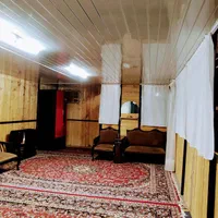 کلبه با ویو رودخانه و جنگل|اجارهٔ کوتاهمدت ویلا و باغ|رشت, لاکان|دیوار