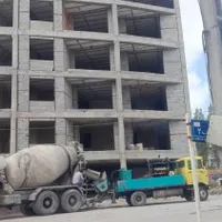 پمپ بتن زمینی وبتن وپیمانکار برادران بااکیب مجرب و
