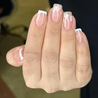 ناخنکار حرفه ای مسلط به لاین پودر و کاشت ژل|استخدام درمانی، زیبایی، بهداشتی|تهران, جنت‌آباد جنوبی|دیوار