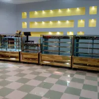 یخچال ویترینی شیرینی