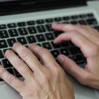 انجام حرفهای خدمات تایپ و پاورپوینت
