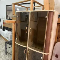 کمد دیواری شیشه ای کتابخانه