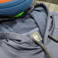 هودی و دورس خارجی قواره بزرگ|لباس|کرج, خرمدشت|دیوار