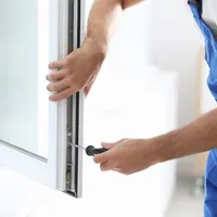 تعمیرات درب و  پنجره upvc