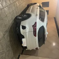 فیدلیتی Elite 5 seater، مدل ۱۴۰۴