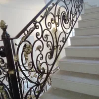 نرده اهنی و فرفورژه کار دست ،درب مدرن و کلاسیک|مصالح و تجهیزات ساختمان|تهران, یافت آباد جنوبی|دیوار