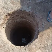 چاه کن آب
