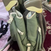 تخت کنار مادر