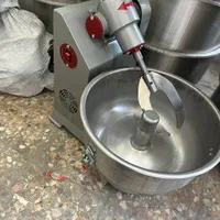 خمیرگیر استیل+تنور گلی+خمیرپهن کن /یخچال ایستاده|فروشگاه و مغازه|نی‌ریز, |دیوار