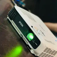 ویدیو پرژکتور سریw سینمایی