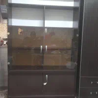 یک عدد کمد لباس یک عدد کتابخانه یک عدد جا کفشی|کتابخانه، شلف، قفسه‌های دیواری|پرند, |دیوار