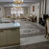 آپارتمان۱۴۰مترسعادت آبادبالای میدان کاج