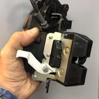 قفل در صندوق سورنتو نیو سراتو اسپرتج توسان مورانو|خدمات موتور و ماشین|تهران, کوی بیمه|دیوار