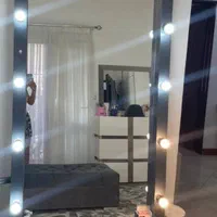 اینه قدی کاملا سالم