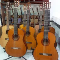 گیتار یاماها c40 c70