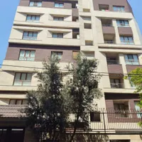 فروش آپارتمان ۱۳۰ متری ۳ خوابه در سعادت آباد