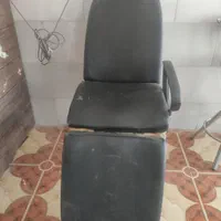 صندلی اصلاح در حد نو