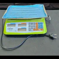 ترازو ۴۰ کیلویی سالم تمیز