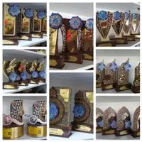 تندیس شقایق