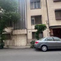 گلهای جردن کلنگی ۵۱۰متر دوکله (تهاتر)