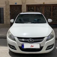 جک J5 اتوماتیک 1800cc، مدل ۱۳۹۶