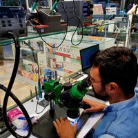 تعمیرات و آموزش تخصصی موبایل با 15 سال تجربه|خدمات آموزشی|مشهد, شیرودی|دیوار