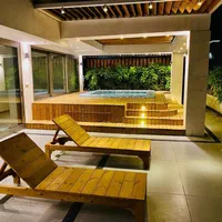 پنت هاوس/جکوزی/ویو کامل دریا/فول امکانات|اجارهٔ کوتاه‌مدت ویلا و باغ|کیش, |دیوار