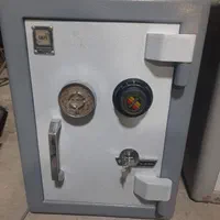گاوصندوق 350kDRگاو صندوق مناسب خانه و دفتر کار|ابزارآلات|قدس, |دیوار
